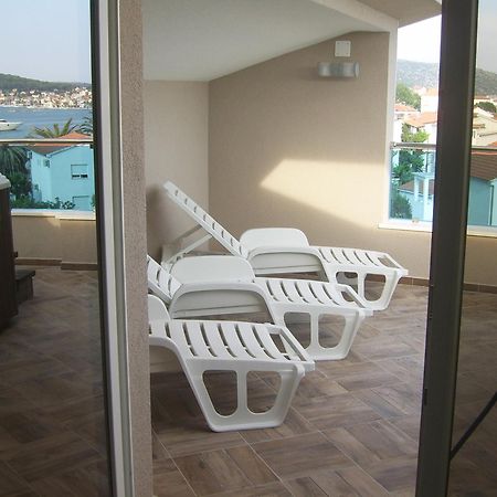 Apartments Villa Erik ロゴズニッツァ 部屋 写真