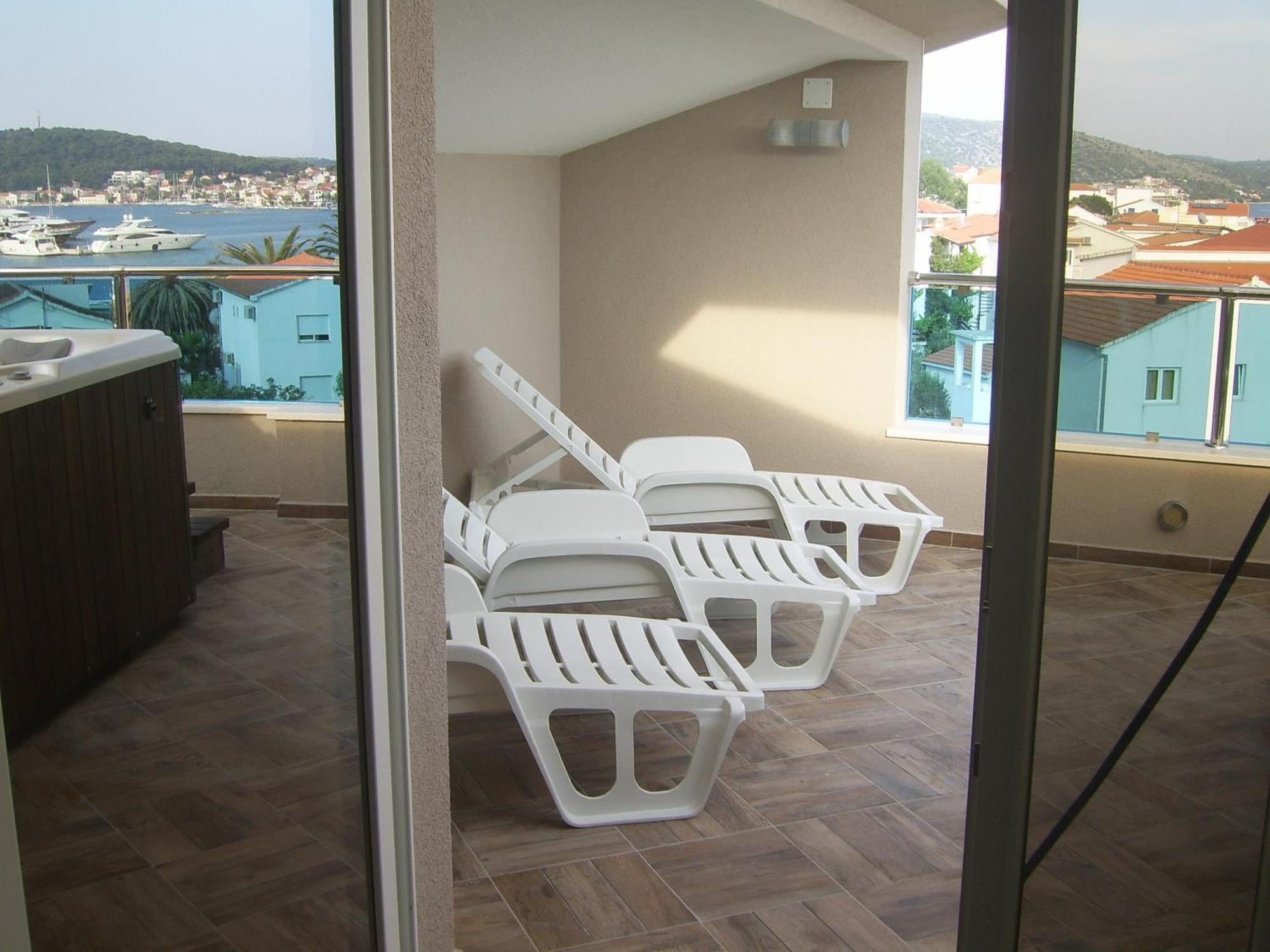 Apartments Villa Erik ロゴズニッツァ 部屋 写真